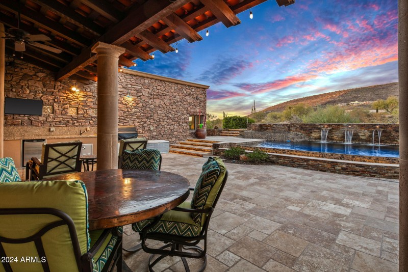74-web-or-mls-Patio Views