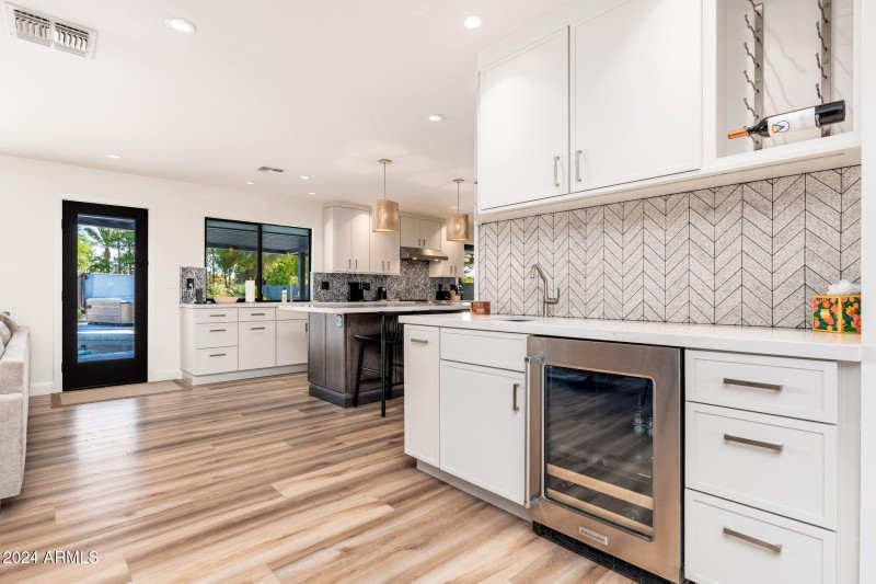 6025 E Charter Oak Rd - 18