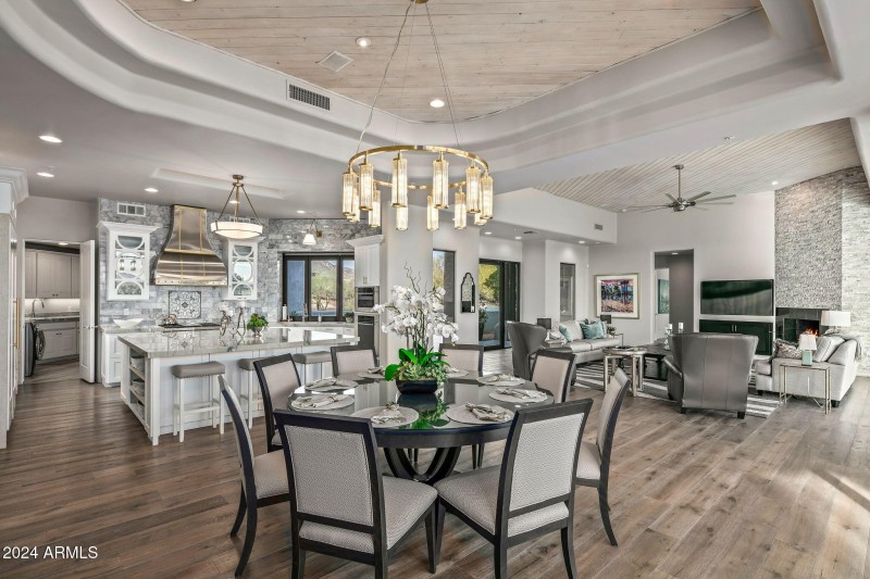 014_DiningKitchenGreat Room