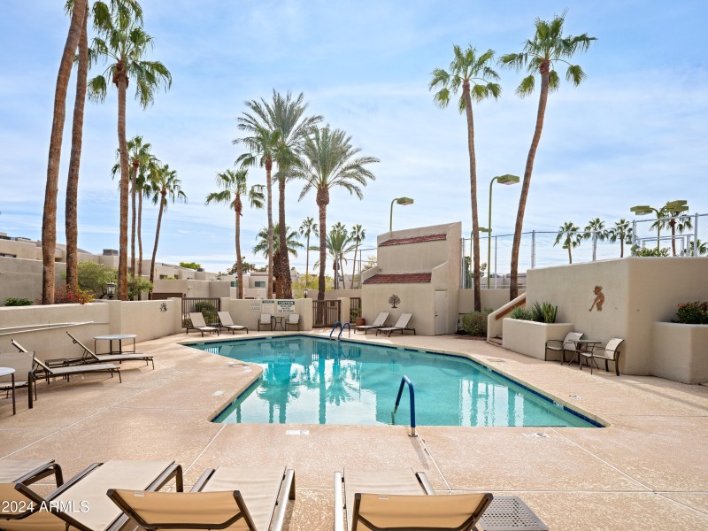 PROPERTYIMAGECO_6206N30thPl_WEB-2