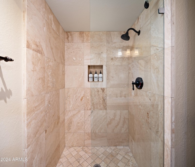 PROPERTYIMAGECO_6206N30thPl_WEB-14