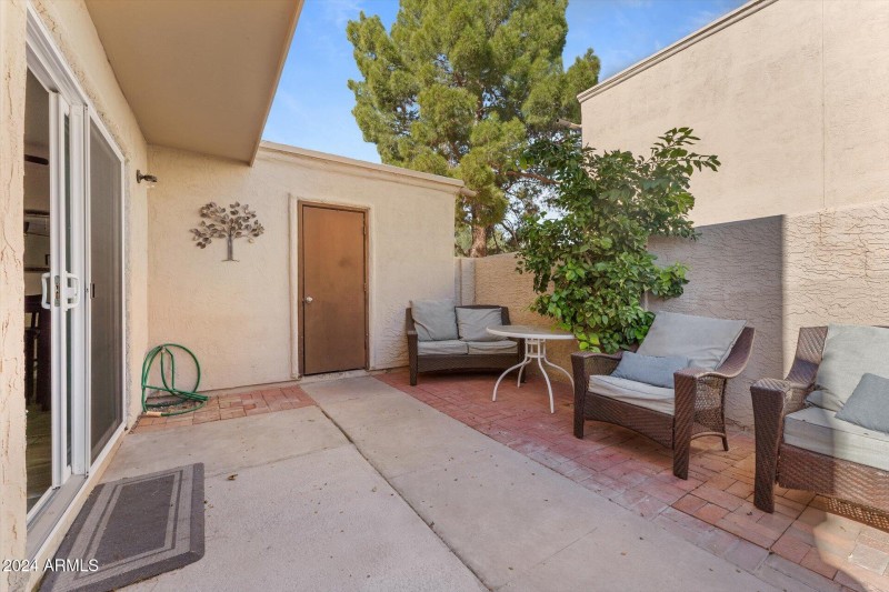 20-020-rear-patio