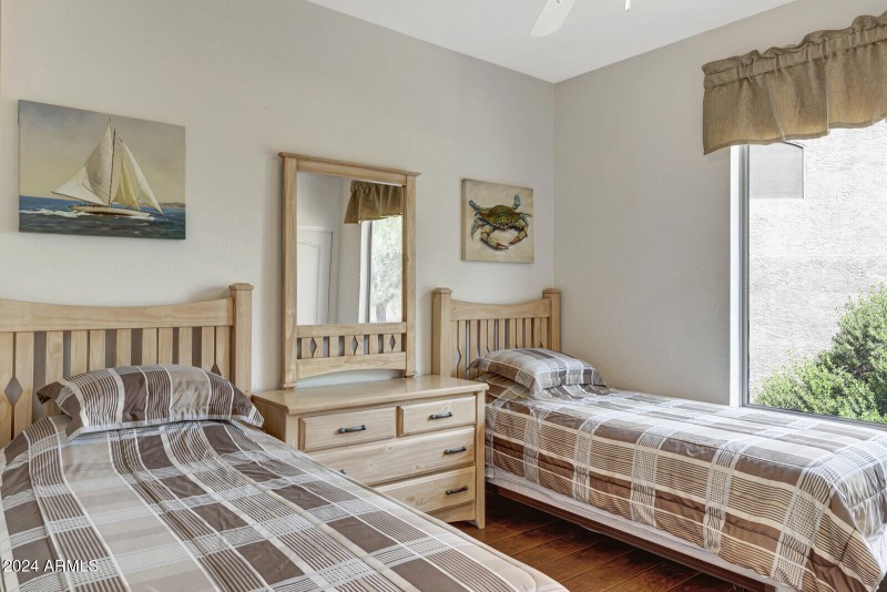 36_4343_East_Mossman_Drive__29_mls