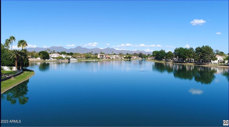 Lake Marguerite in McCormick Ranch Enjoy