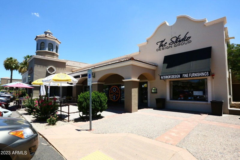 66-web-or-mls-Shops at The Mercardo2