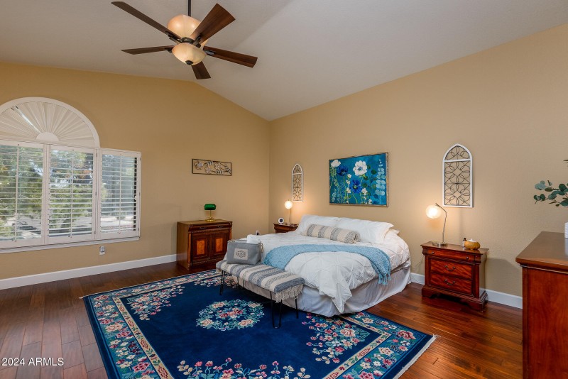 2nd floor Master Bath