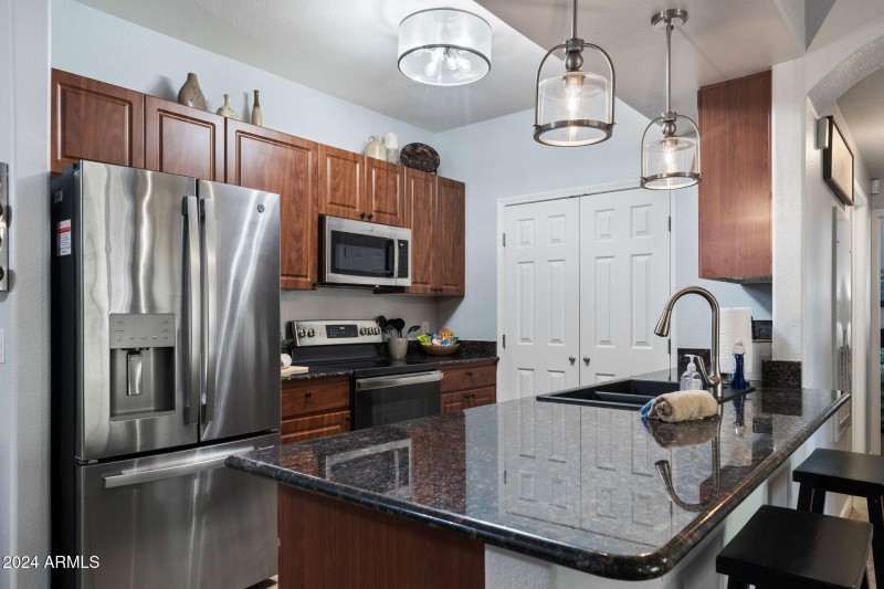 006__10136 E Southern Ave 1067