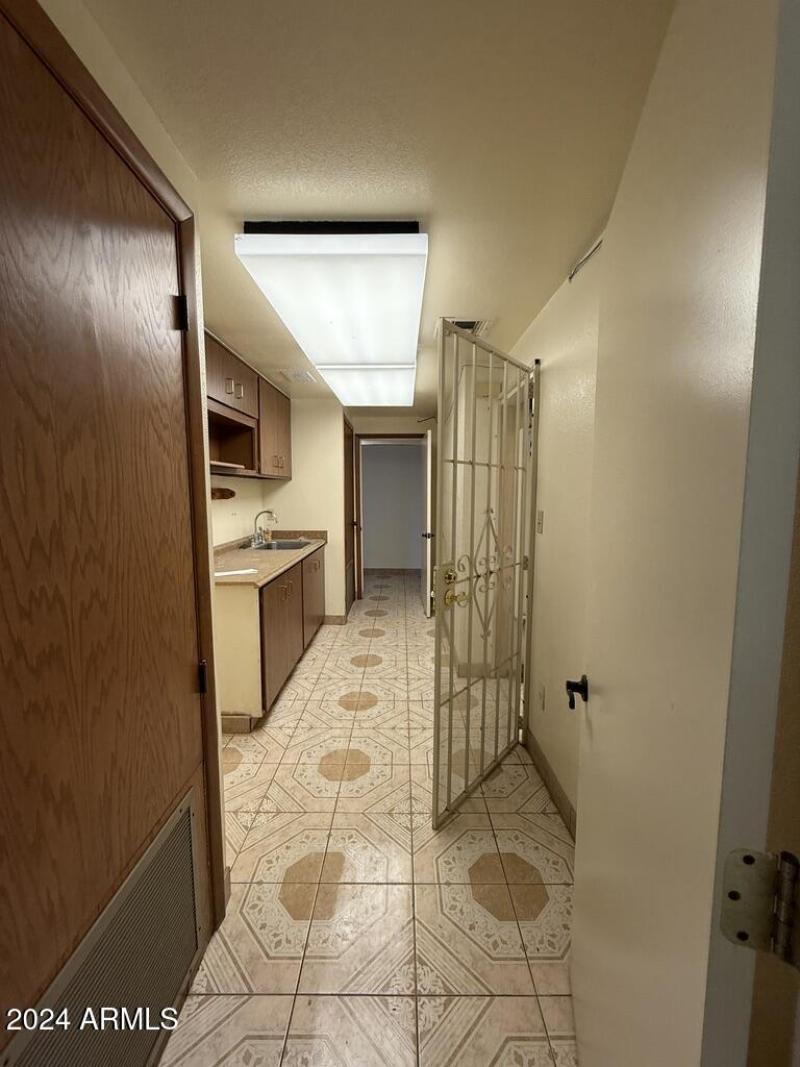 E30F3726-010F-41CD-BE67-0F877972E5B2_1_1