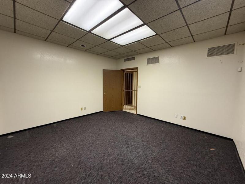 20D4574E-E400-4628-BAEF-1EDEE00BB104_1_1