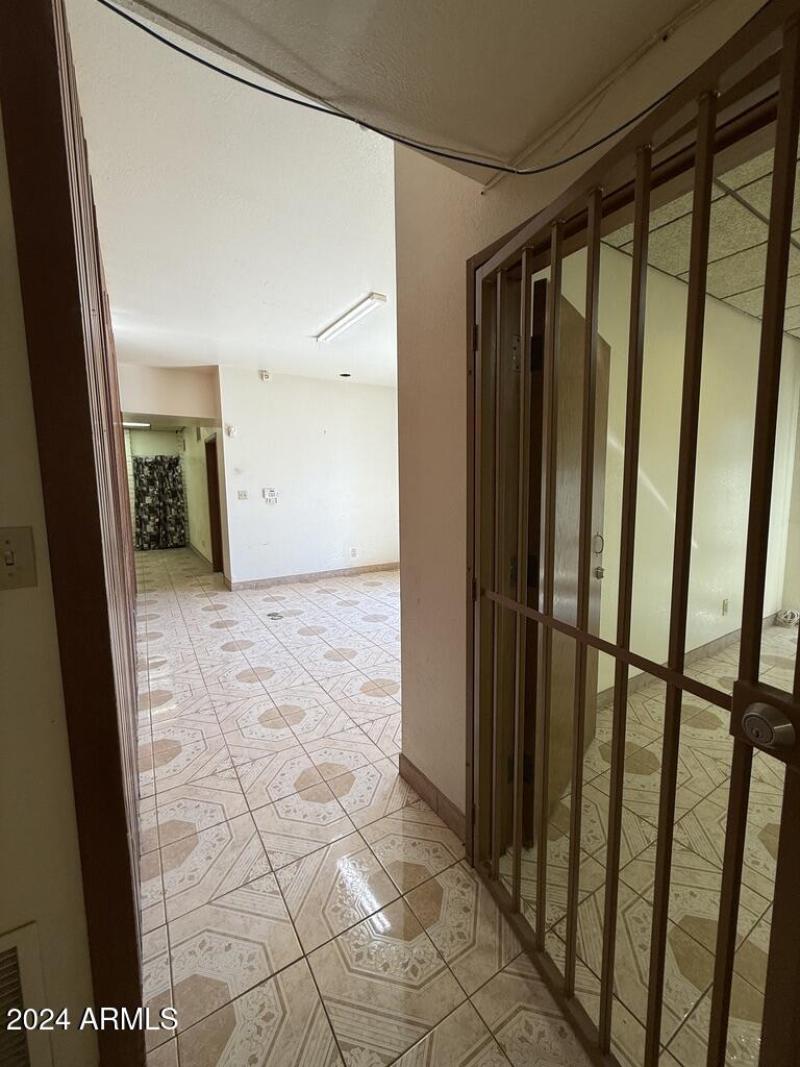 84B4A5DD-5750-476F-97EB-AEF565C10CB2_1_1