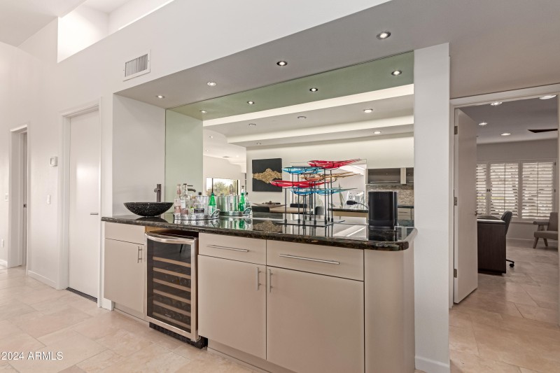 0013-13 - Coyote Pass