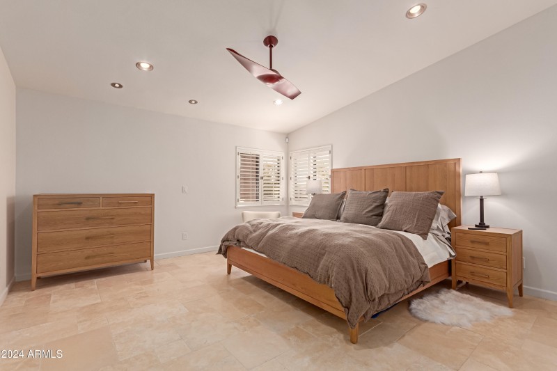 0024-24 - Coyote Pass