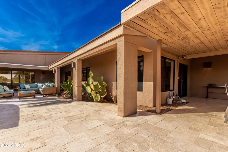 0039-39 - Coyote Pass