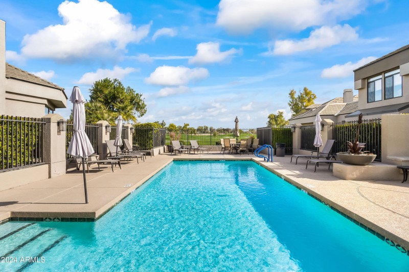 COMM POOL #1 - GOLF COURSE VIEW