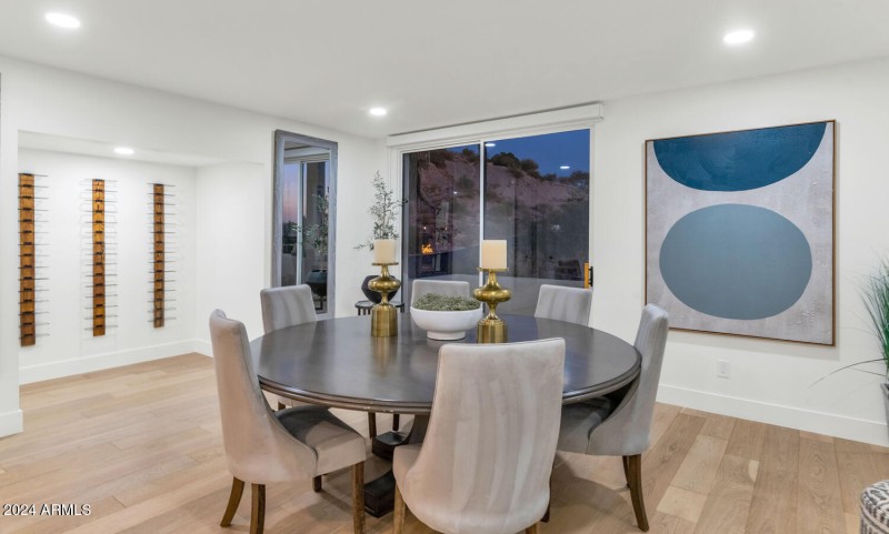 6664 N 40th St-large-024-042-6664 N 40th