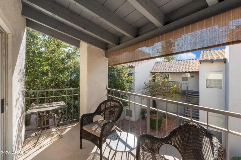 Balcony patio