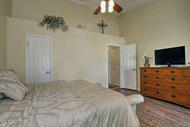 11011 N 92nd St Unit 1064-small-020-5-Ma