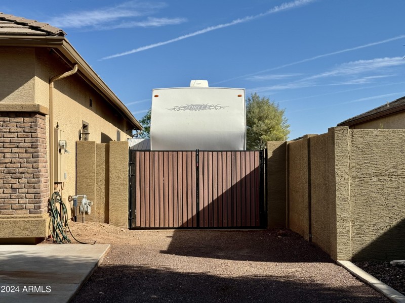 RV Gate & Parking