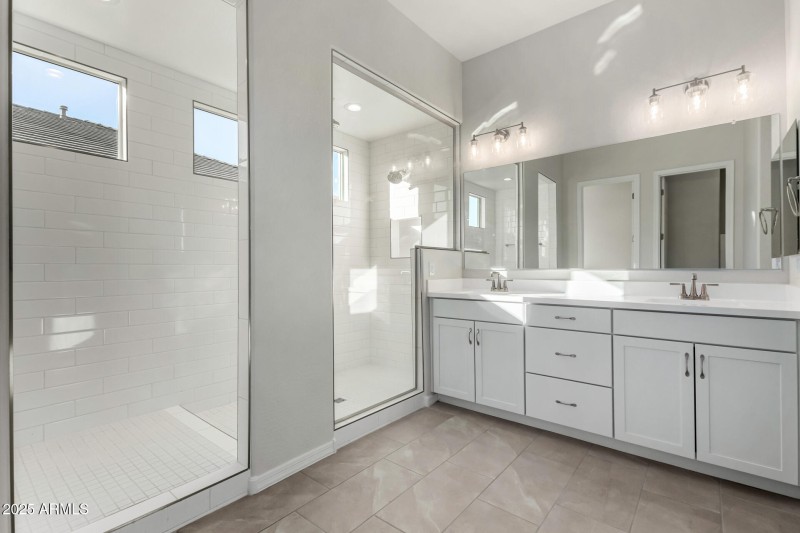 18 - Avenida Del Sol