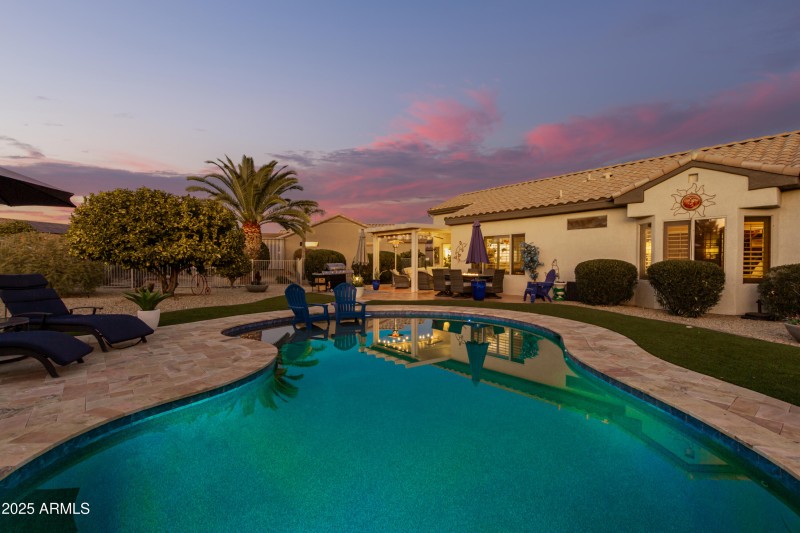 0019-37 - Sundown 17724