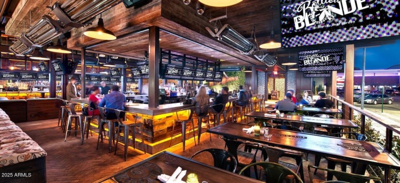 76dffc1a-5c33-4fea-b6a6-ee9dc5781c11