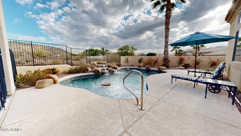 24205-N-65th-Ave-01212025_102127