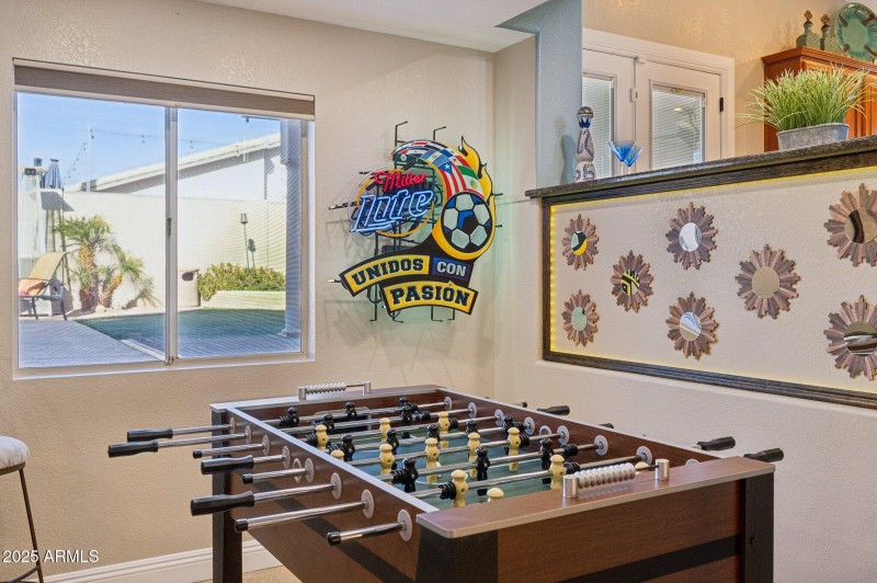 16-web-or-mls-4002-w-questa-dr