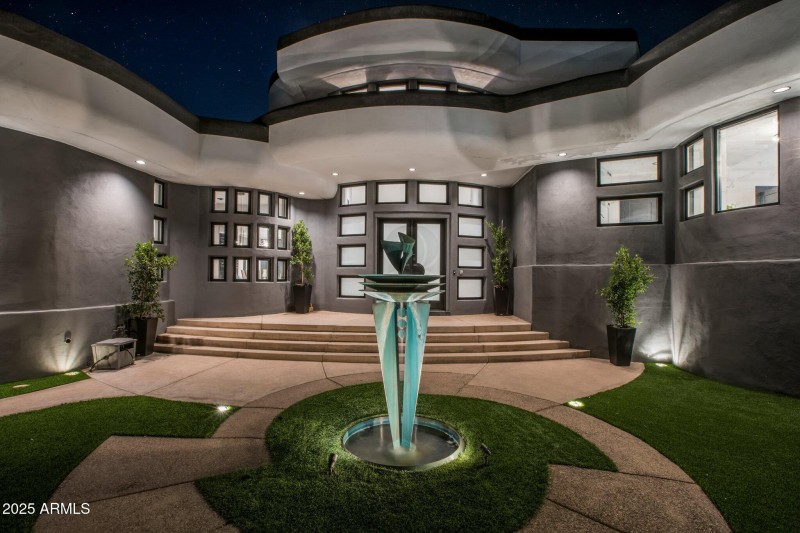 76-web-or-mls-HUB05993