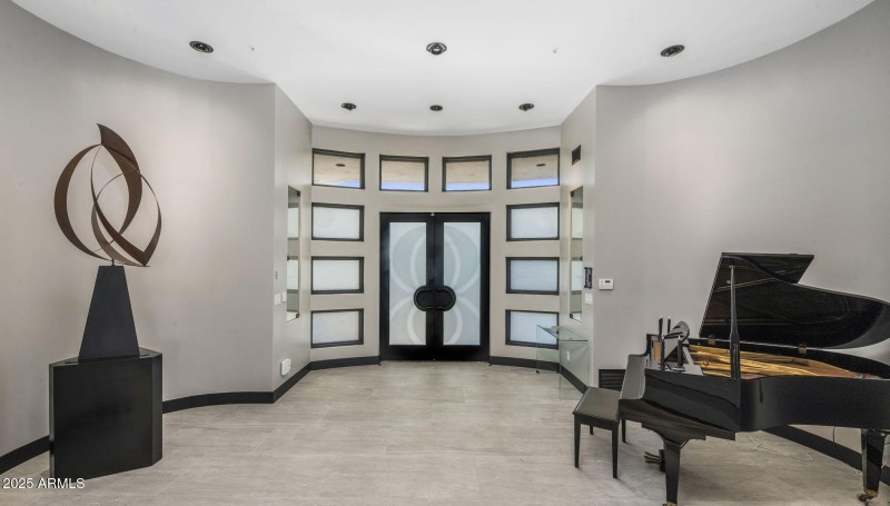 18-web-or-mls-HUB00511a