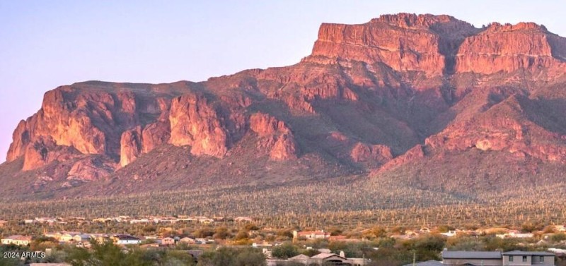 Superstition Mountain View