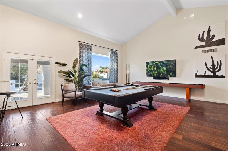 25-18_AustinDSC01091