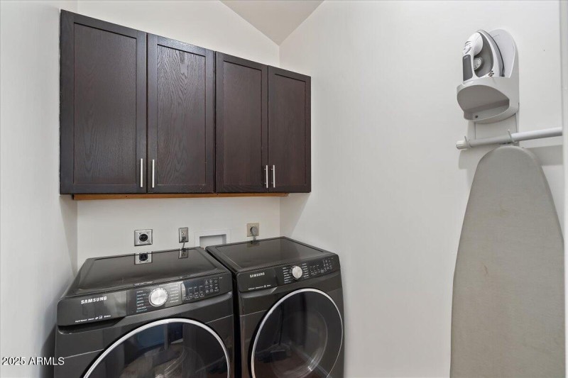 39-32_AustinDSC01026