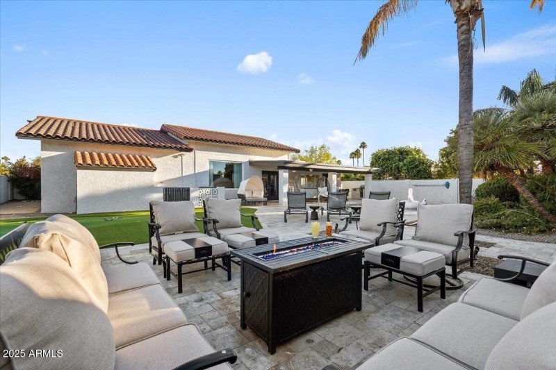 48-38_AustinDSC01171