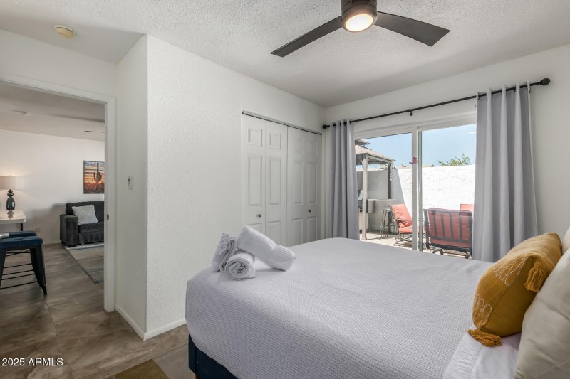 0019-19 - Indian School