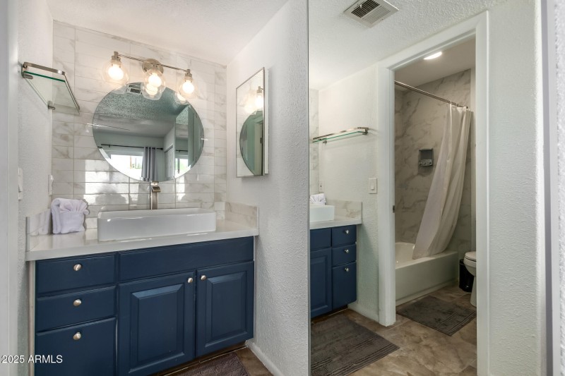 0022-22 - Indian School