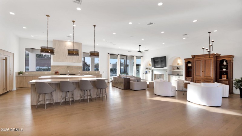 14-web-or-mls-P1228853