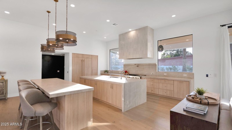 15-web-or-mls-P1228848