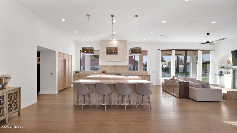 16-web-or-mls-P1228851