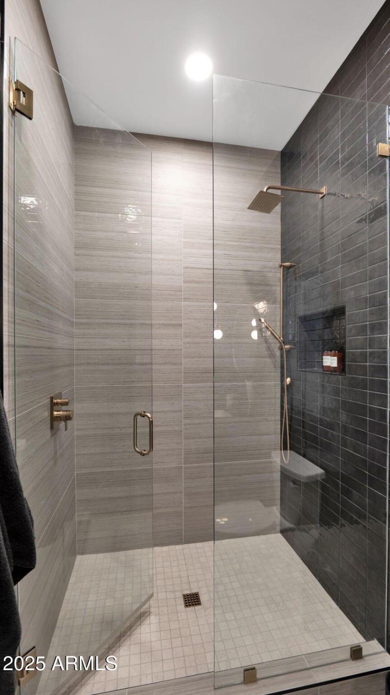 42-web-or-mls-P1228793