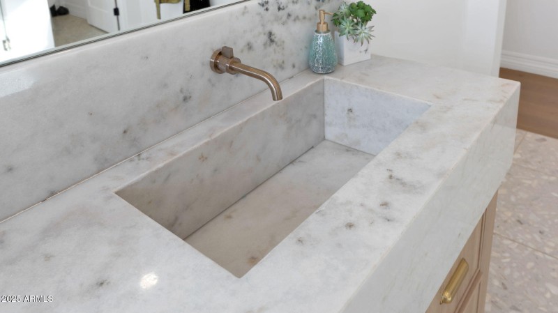 64-web-or-mls-P1228763