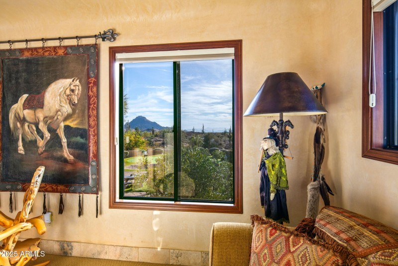 36-web-or-mls-Guest Bedroom Sitting Area