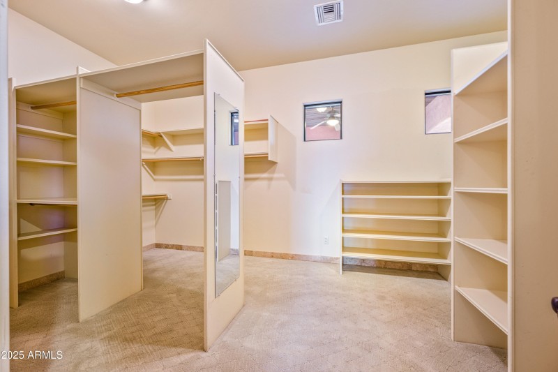 Walk-in closet