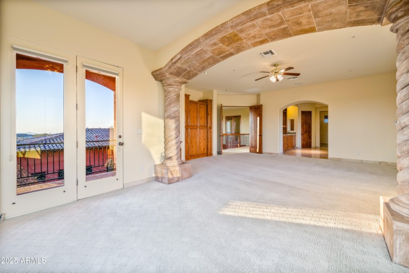 Primary Suite sitting area