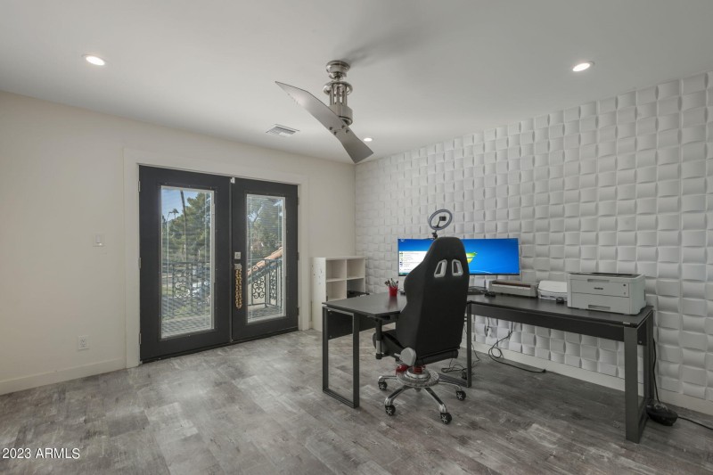 16-web-or-mls-HUB04583