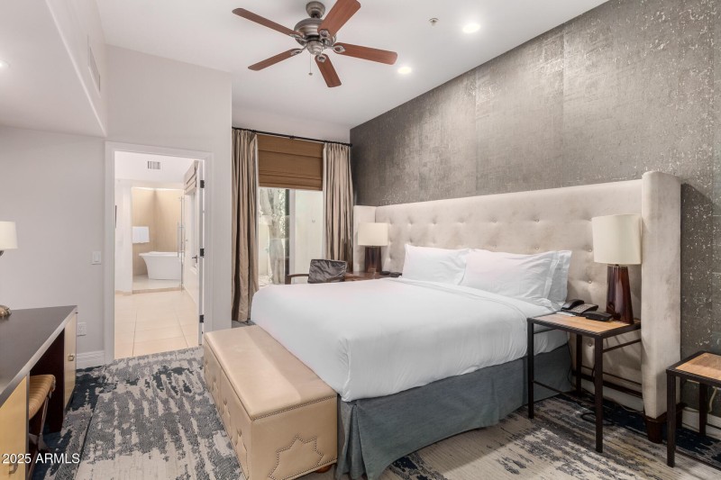 karenabinetrebrokerscottsdaleluxuryhomes