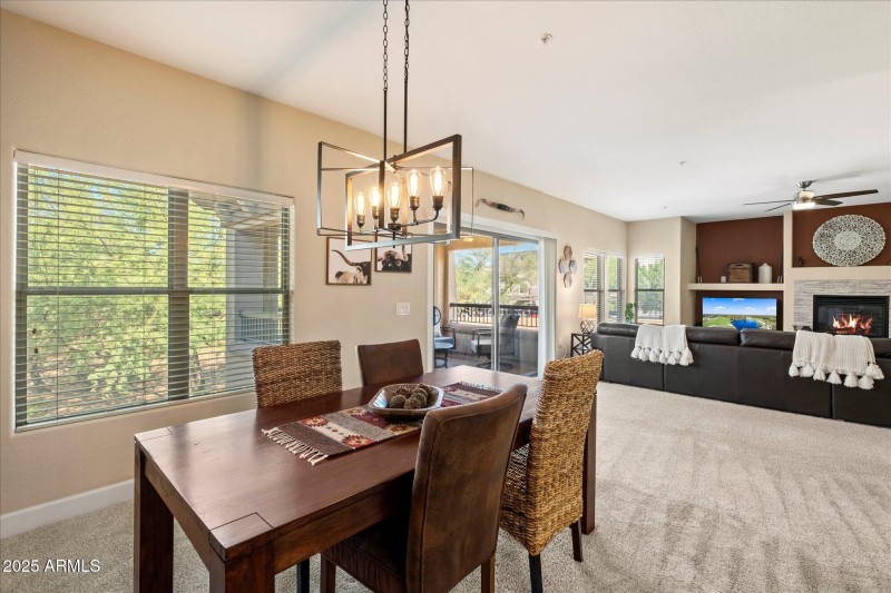 09-Dining Room