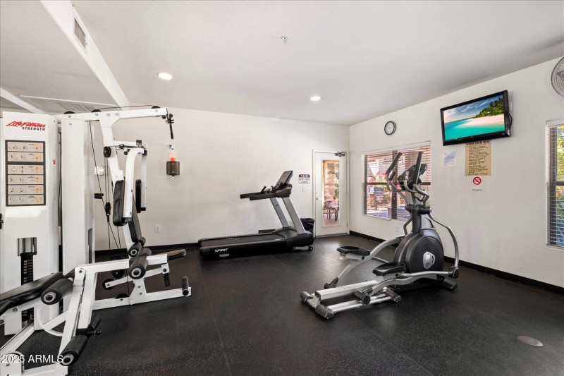 34-Community Gym