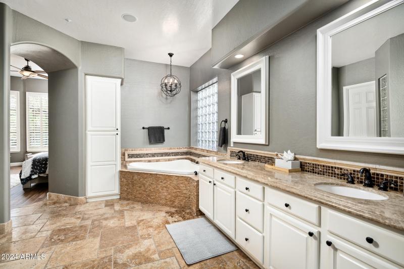 Stone accents thruout