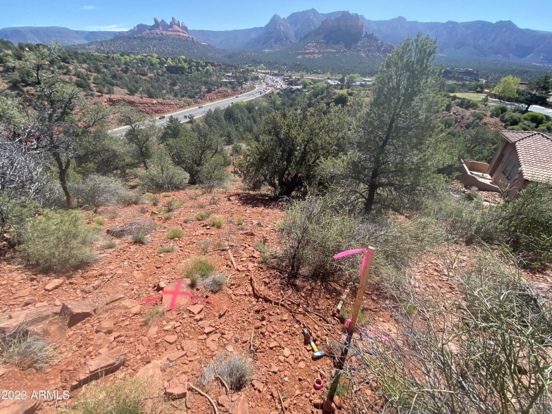 4CC3A9E5-273B-450A-9029-42066BAD4F41