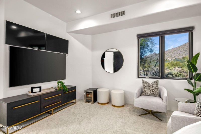 034_Primary Suite Media Loft